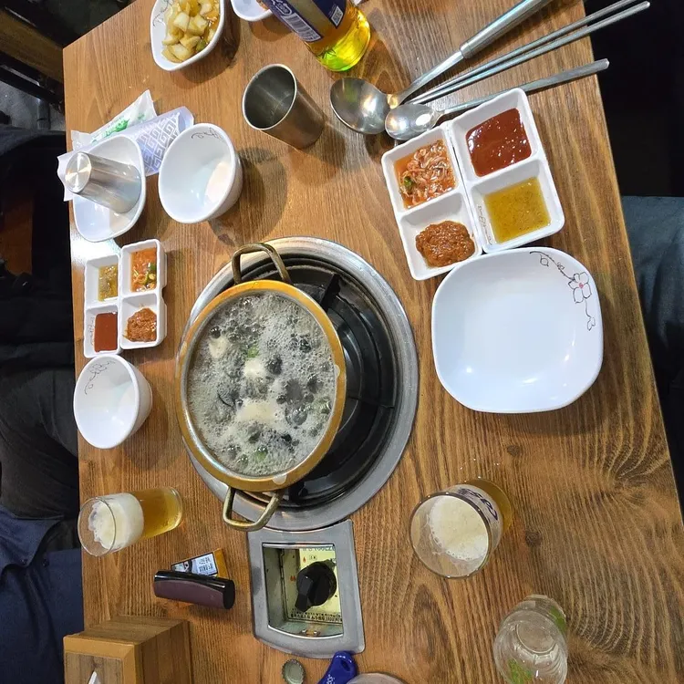 구찌구찌 수육&문어전문점 사진 2