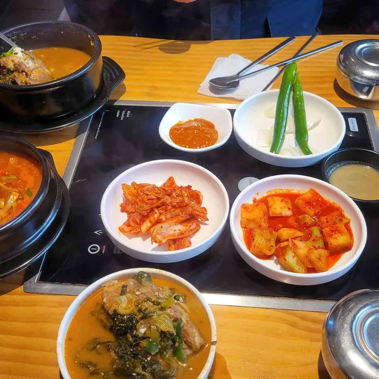 콩뼈숯뼈감자탕 대표 사진