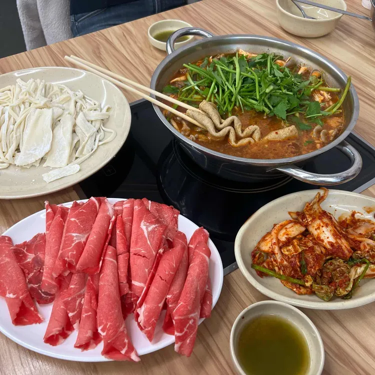 구좌리 얼크니손칼국수 대표 사진