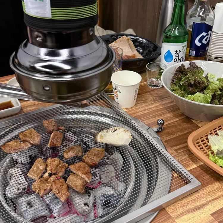 한돈참숯꼬기 대표 사진