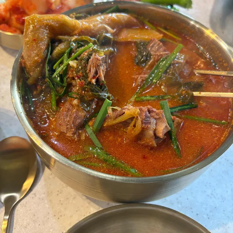오늘도 고기국밥&감자탕 대표 사진