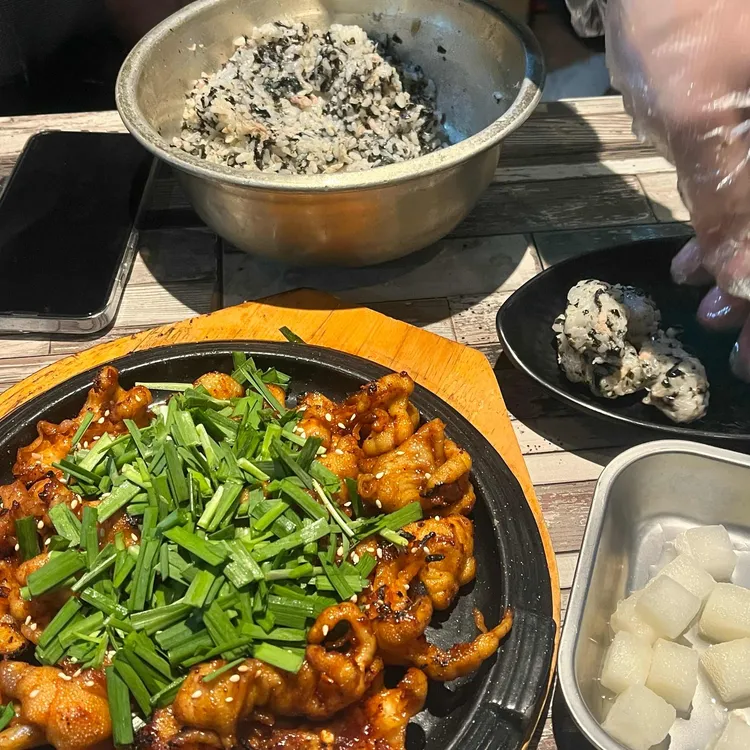 고집불통신닭발 대표 사진