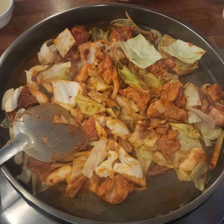 청평호반닭갈비막국수 대표 사진