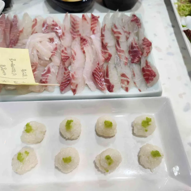 동남횟집 대표 사진
