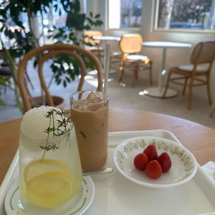 카페 포랑 대표 사진