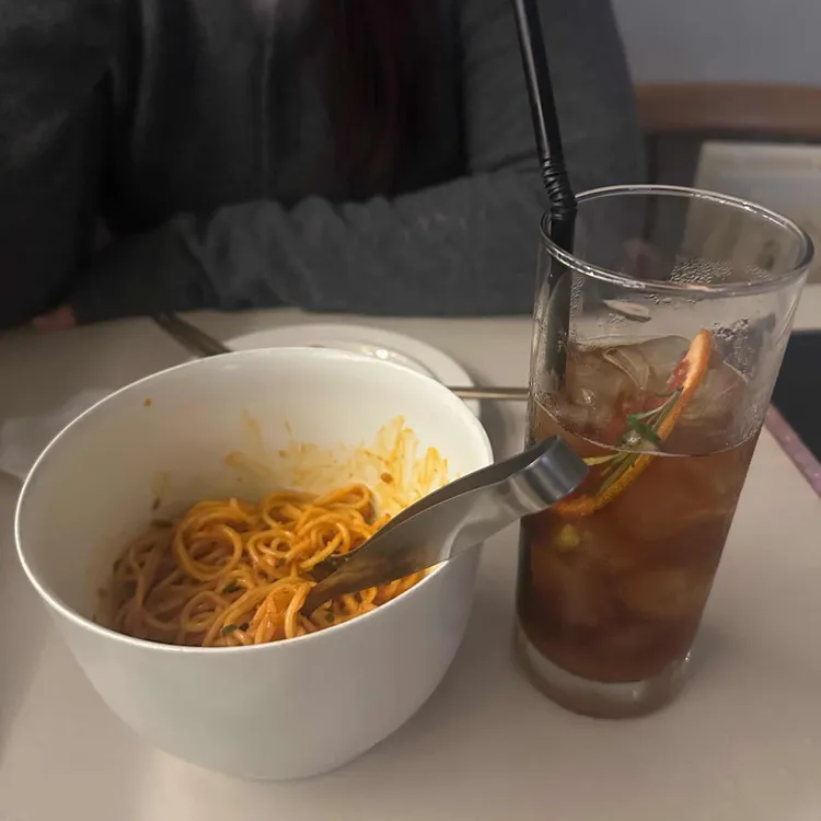 잠연 대표 사진