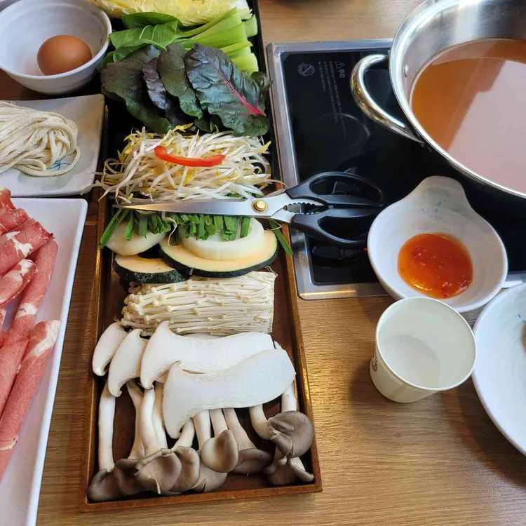 두둑한샤브칼국수 대표 사진