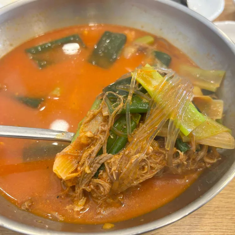 이화수전통육개장 대표 사진