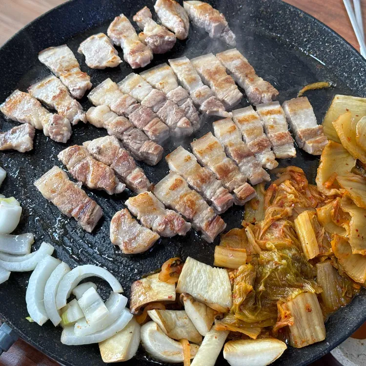 거북이생고기식당 대표 사진