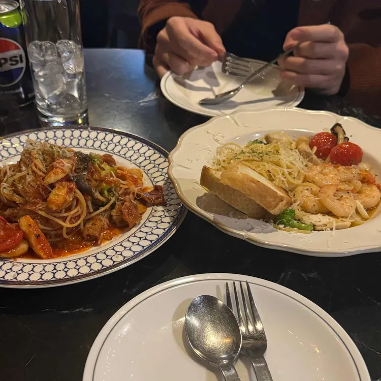 신촌칼 대표 사진