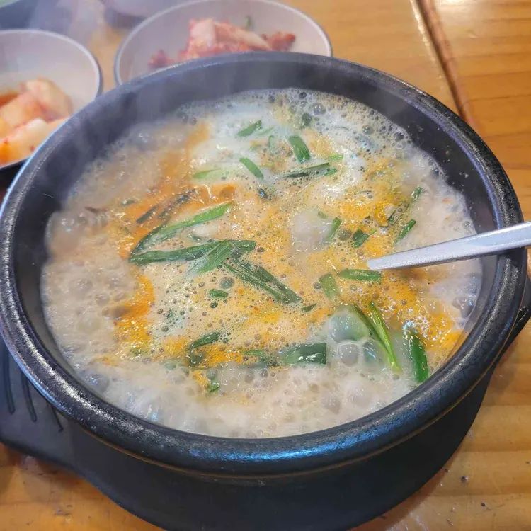 부산아지매국밥 대표 사진