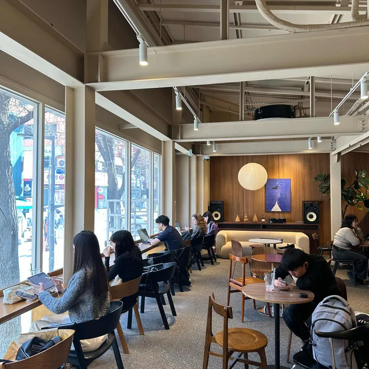 크레스타운 대표 사진