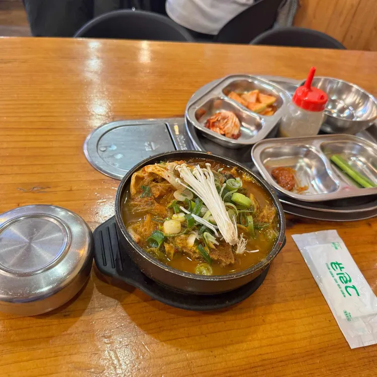장수감자탕 대표 사진