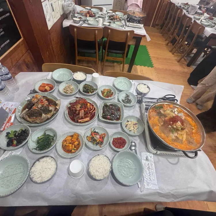 딴뚝통나무집식당 대표 사진