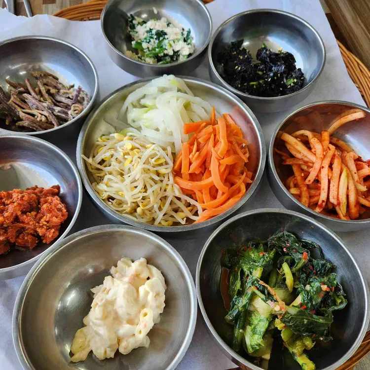 예당소쿠리밥상 대표 사진