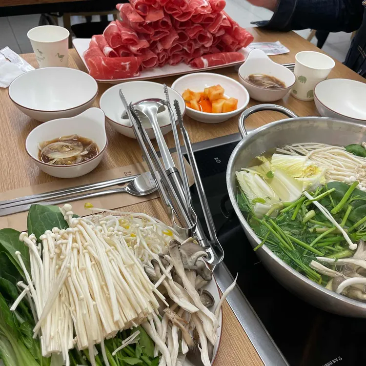 동해샤브앤국시 대표 사진