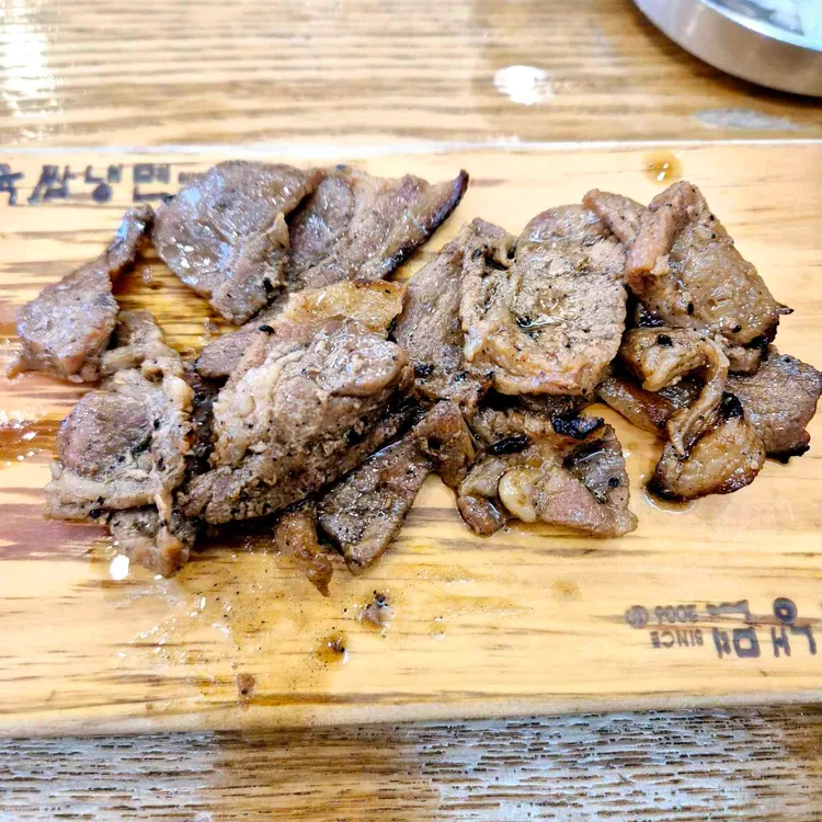 육쌈냉면 대표 사진