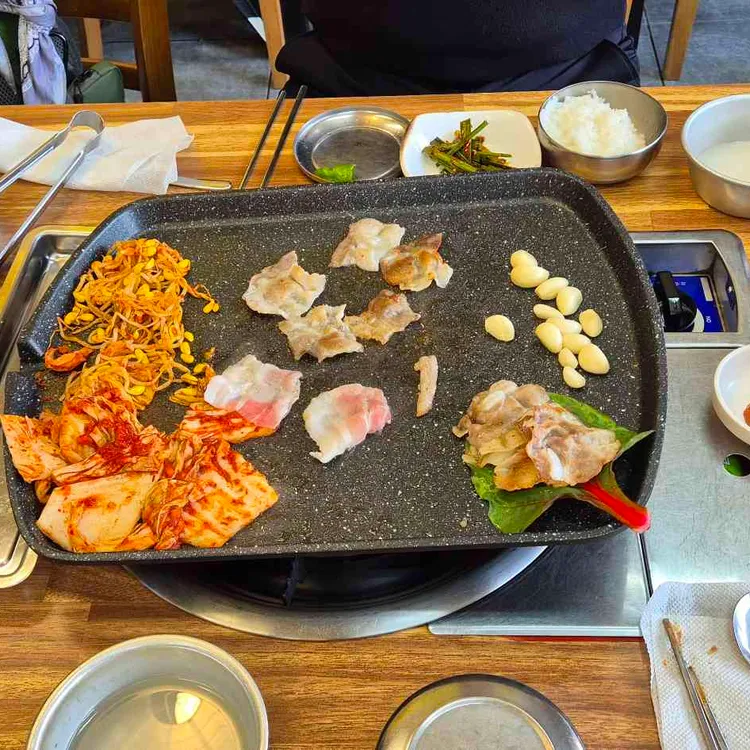 옥돌정쌈밥 대표 사진
