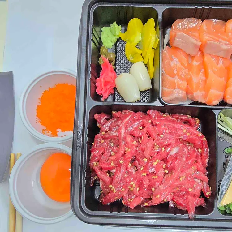 육회바른연어 사진 1