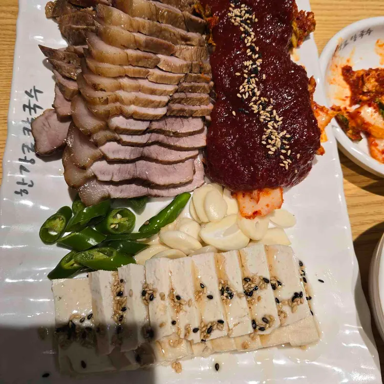 한강로칼국수 대표 사진