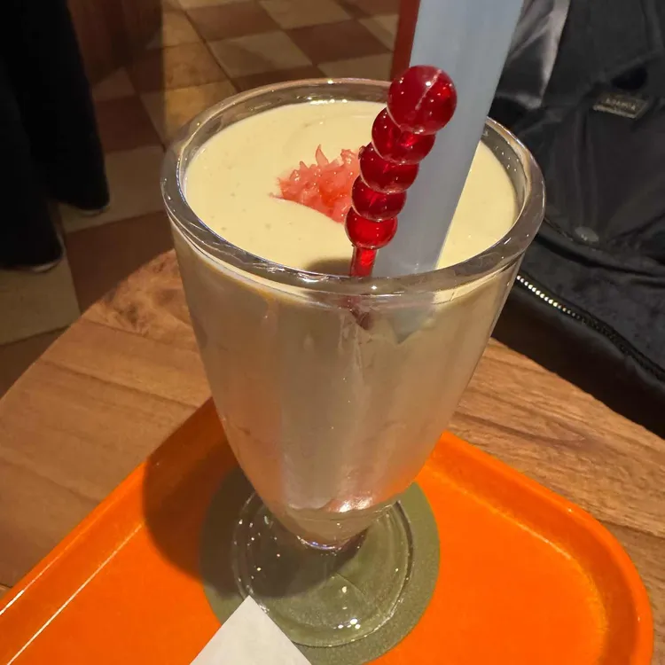 폼앤노말 대표 사진
