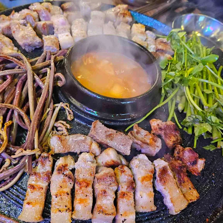 효자동솥뚜껑 대표 사진