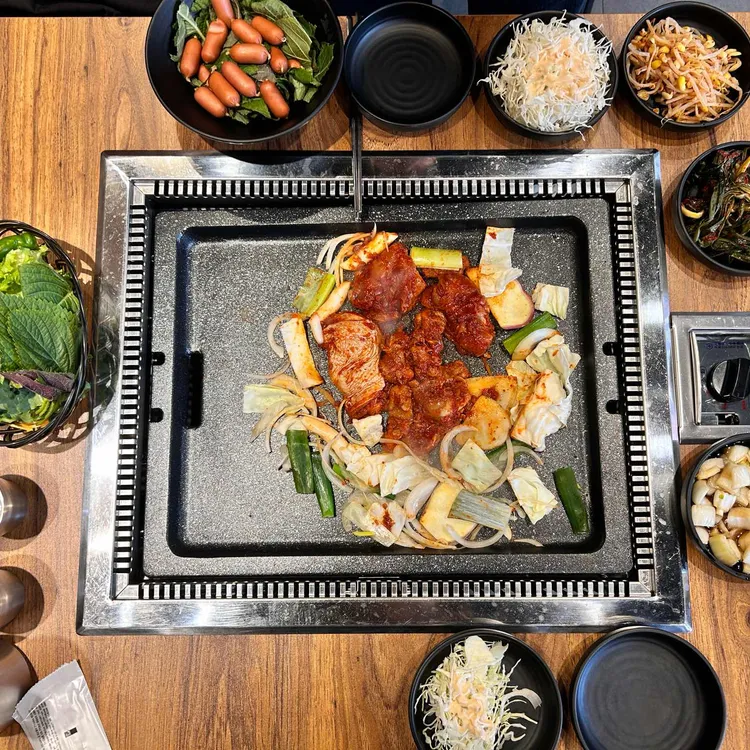 춘천집무한철판닭갈비 대표 사진