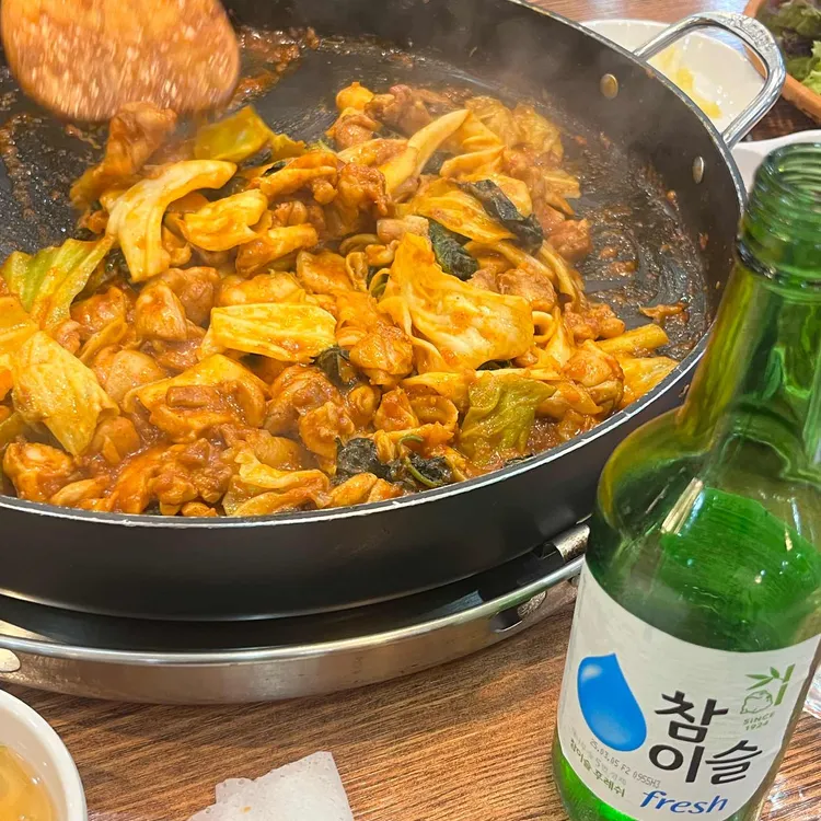 오근내8닭갈비 대표 사진