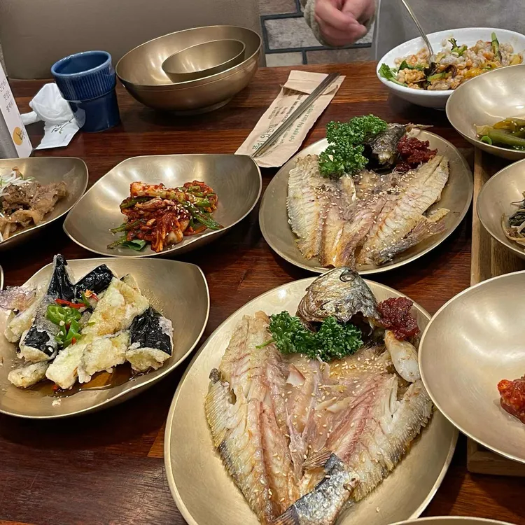 뜰이있는집 대표 사진