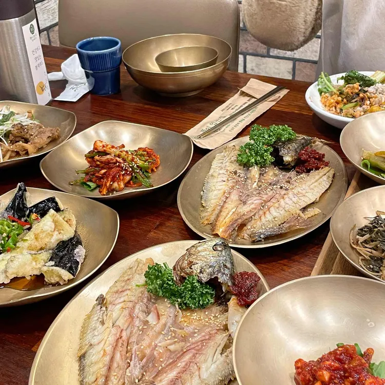 뜰이있는집 대표 사진