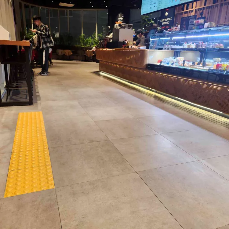 파스쿠찌 대표 사진