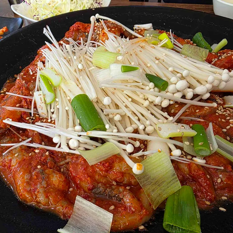 초사골불타는쭈꾸미부대찌개 대표 사진