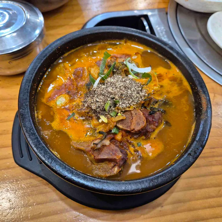 수누리 감자탕 대표 사진