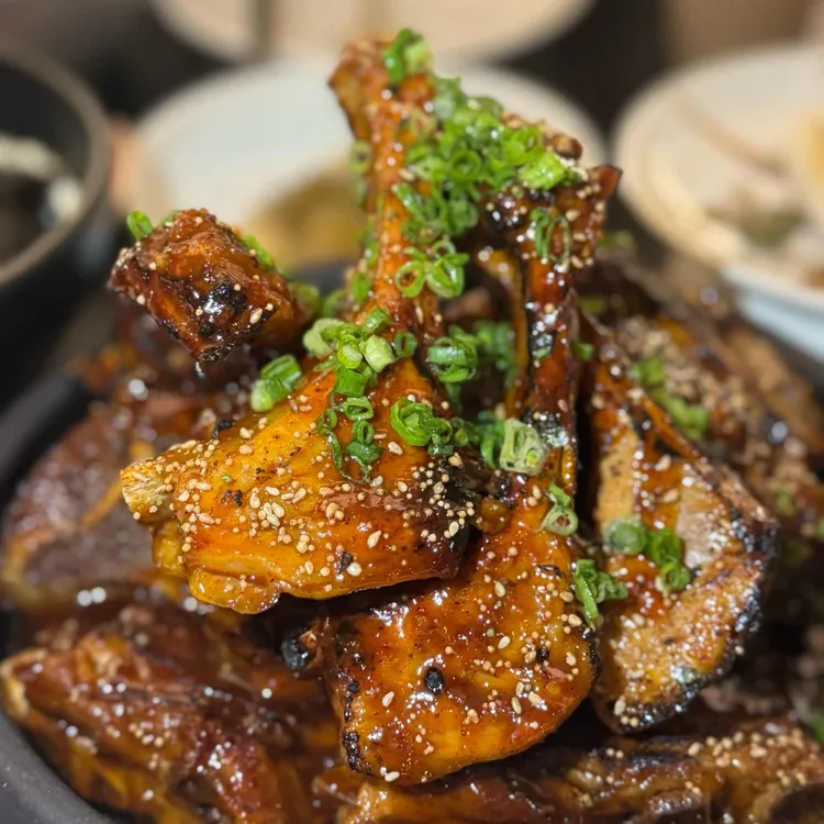 엣헴 대표 사진
