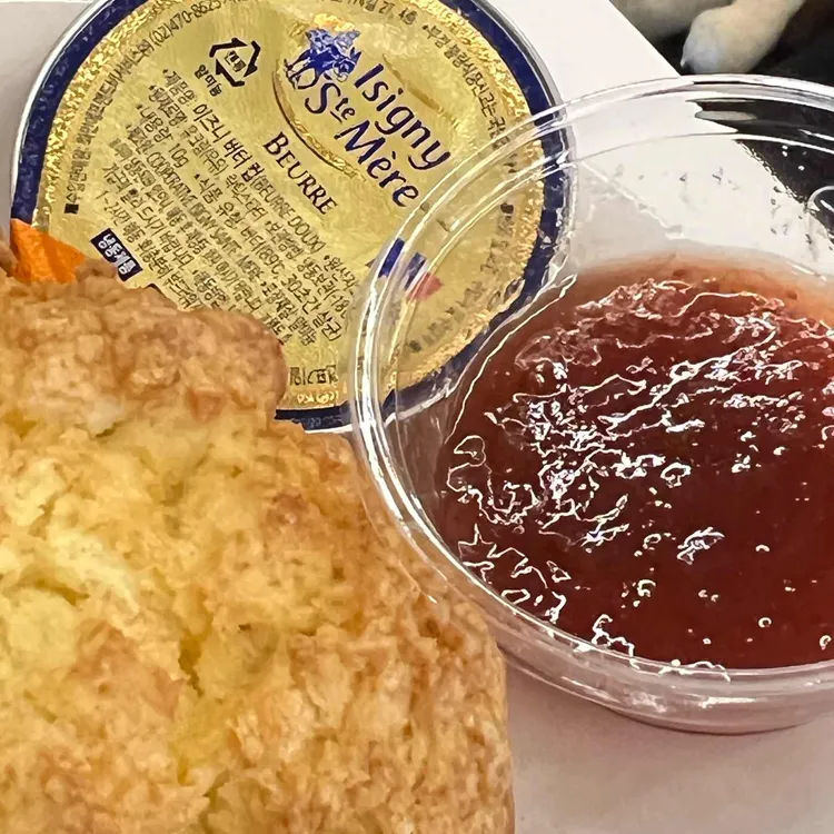 블루마일스커피로스터즈 대표 사진