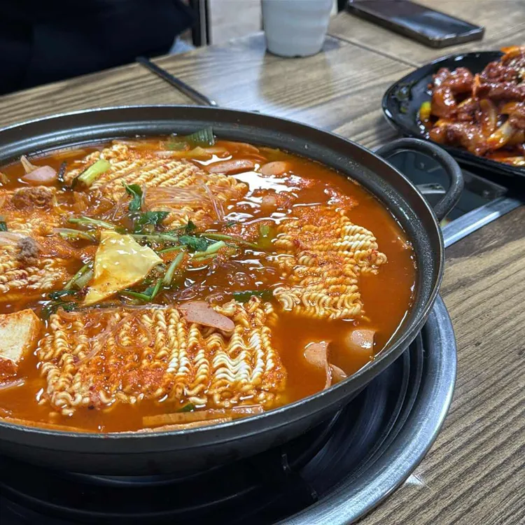 도담부대찌개 대표 사진