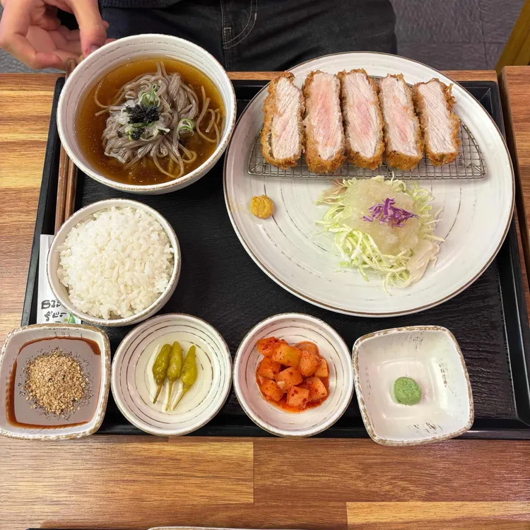 아지센 대표 사진