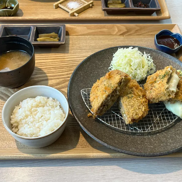 오사카멘치 달동 대표 사진