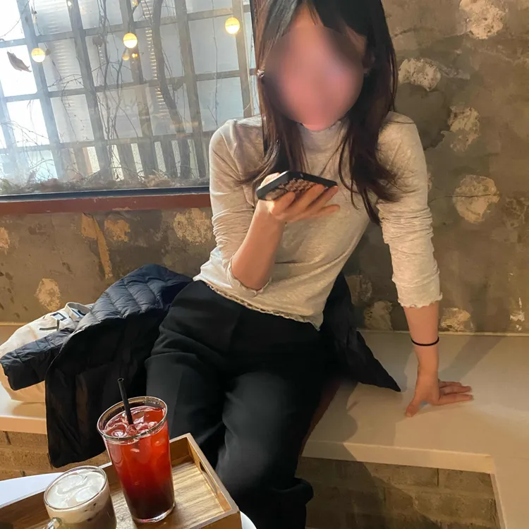 두낫디스터브 대표 사진