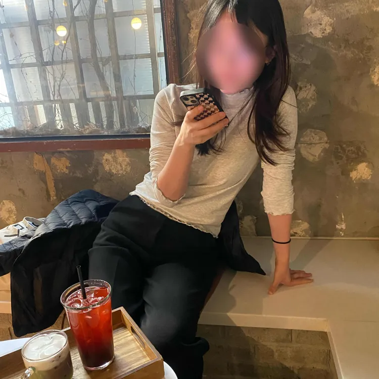두낫디스터브 대표 사진