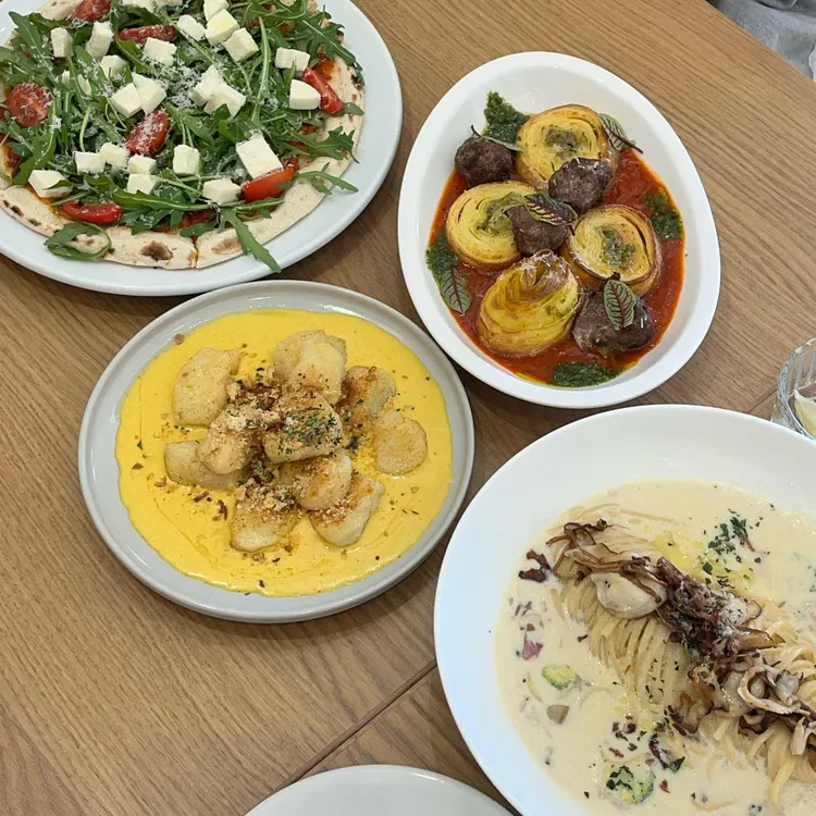 엘리 사진 1