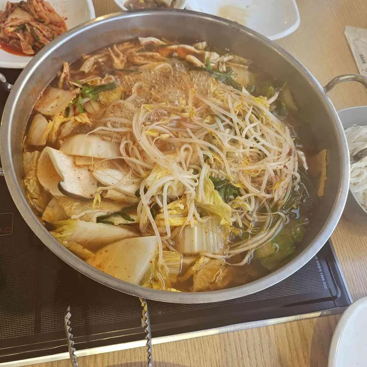 샤브만찬 샤브칼국수&편백찜 대표 사진