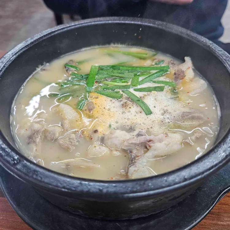 청담옥 얼큰순대국 대표 사진