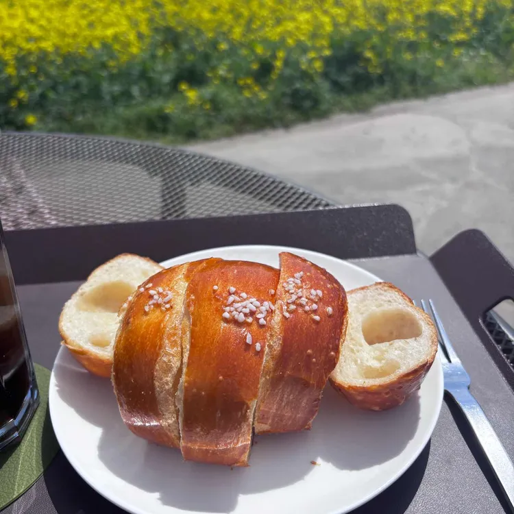 카페 루시아 대표 사진