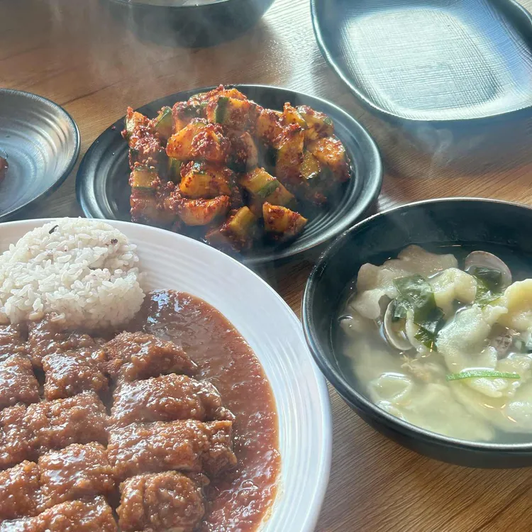 송치마을 사진 1
