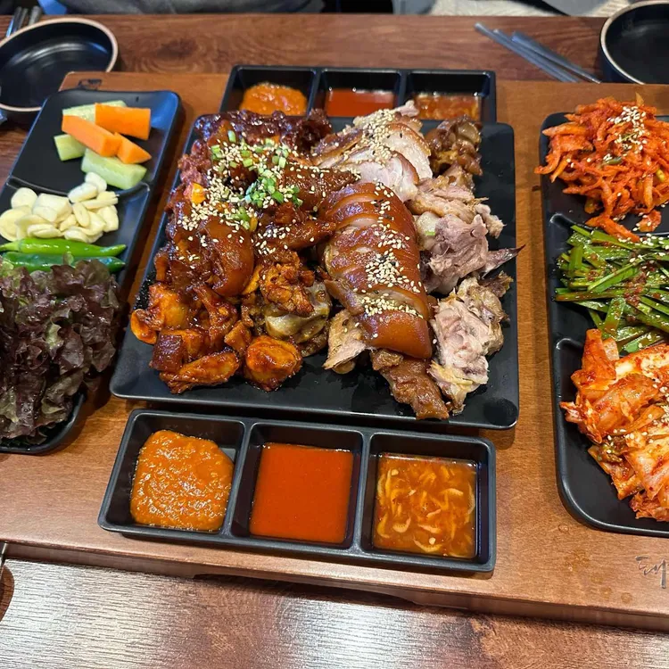 귀한족발 대표 사진