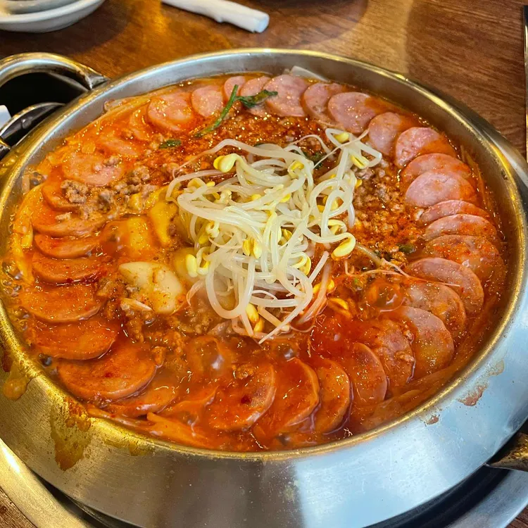 부대찌개대사관 대표 사진