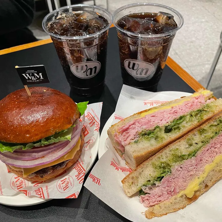 위트앤미트 대표 사진