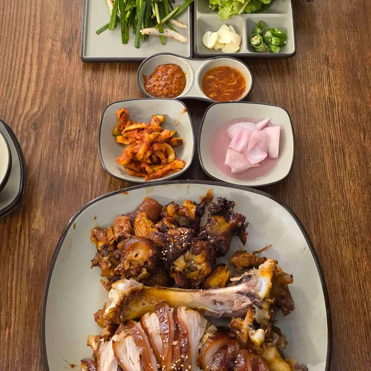 깔깔이족발 대표 사진
