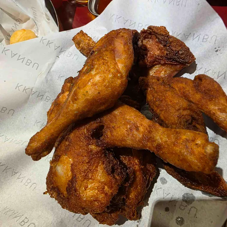 깐부치킨 사진 2